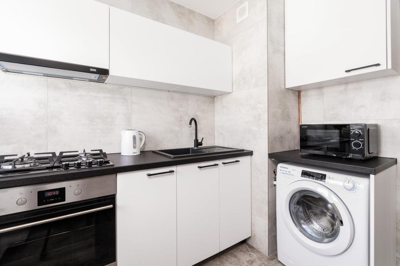 Stylish Apartment Near Wroclavia For 4 Guests By Noclegi Renters Breslavia Exterior foto